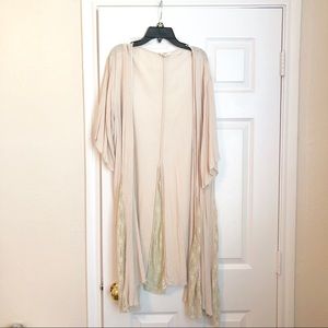 Cream colored kimono with lace